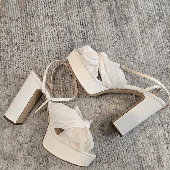 NWT Loeffler Randall Natalia Pearl Platform Bow Heel Size 7.5 - Picture 4 of 10